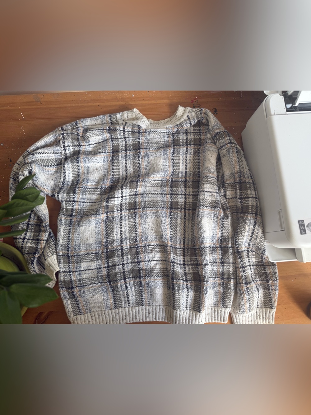 Men Sweater Subcategory Identification - Picture 2 of 3